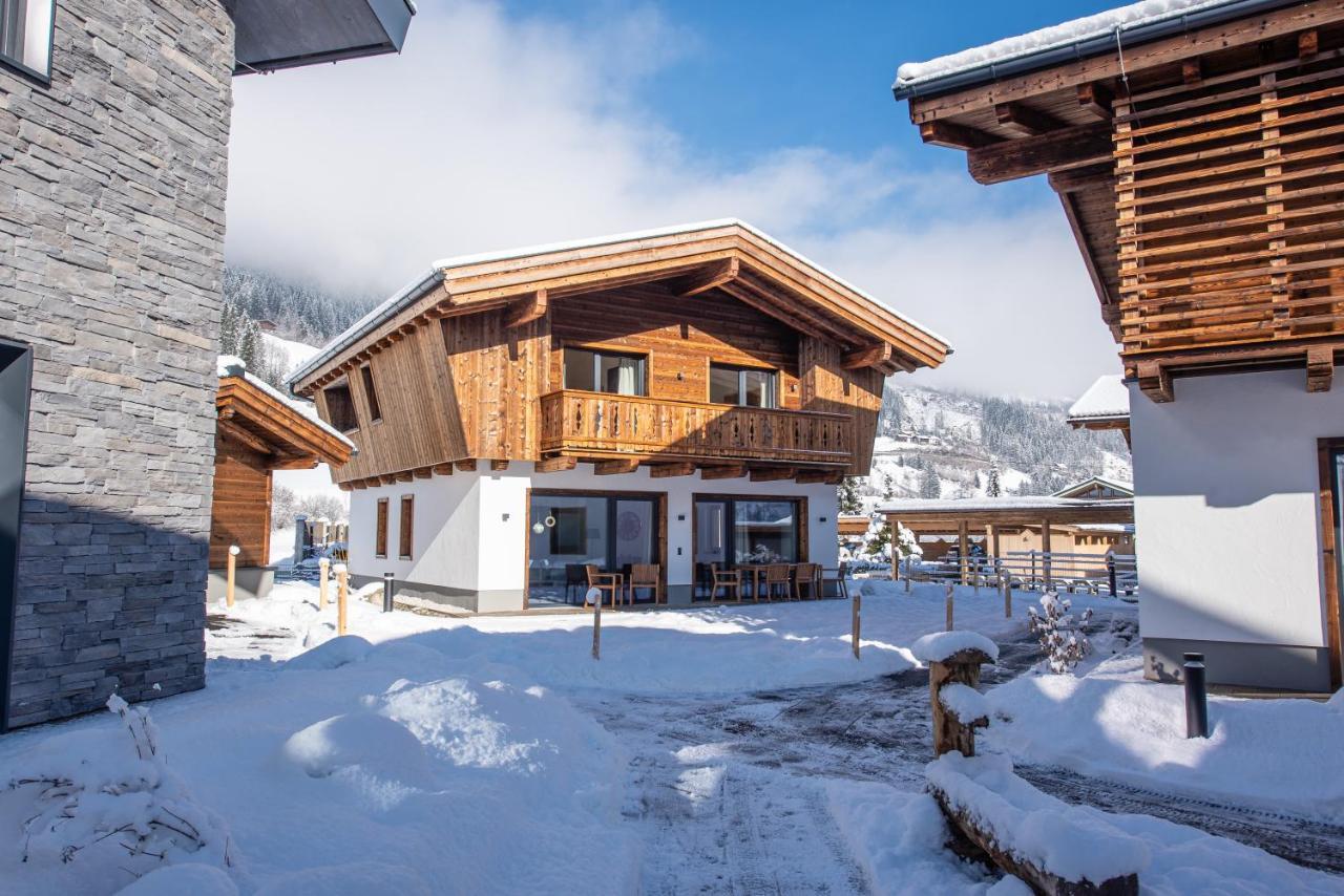 Chalet's DAS DORF Wald im Pinzgau Buitenkant foto
